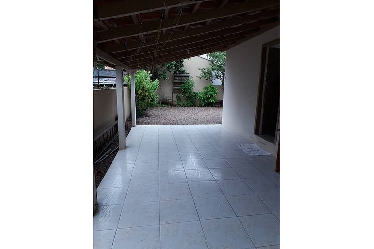 Casa de 03 dormitórios no centro de Bombinhas