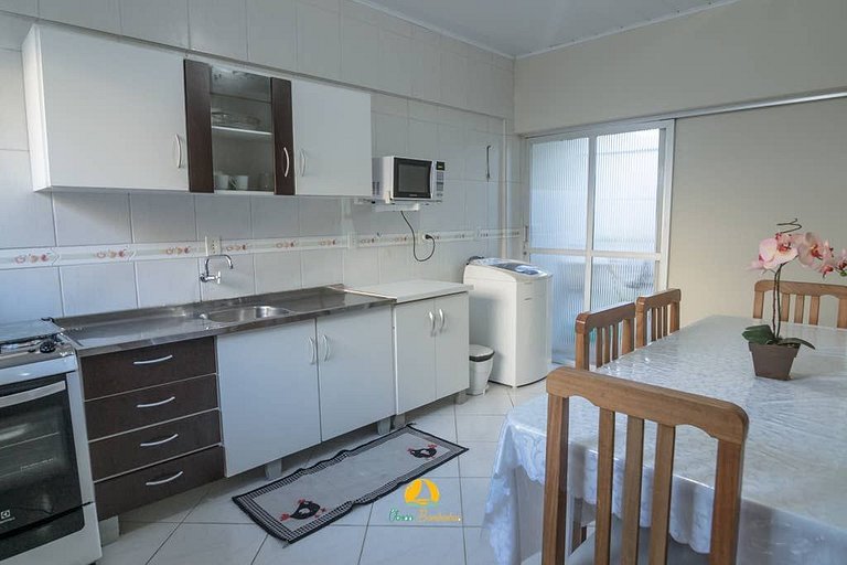 Excelente casa em Bombinhas á 200mts do MAR