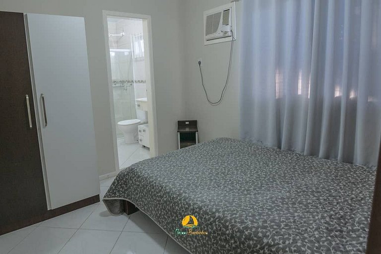 Excelente casa em Bombinhas á 200mts do mar - WIFI