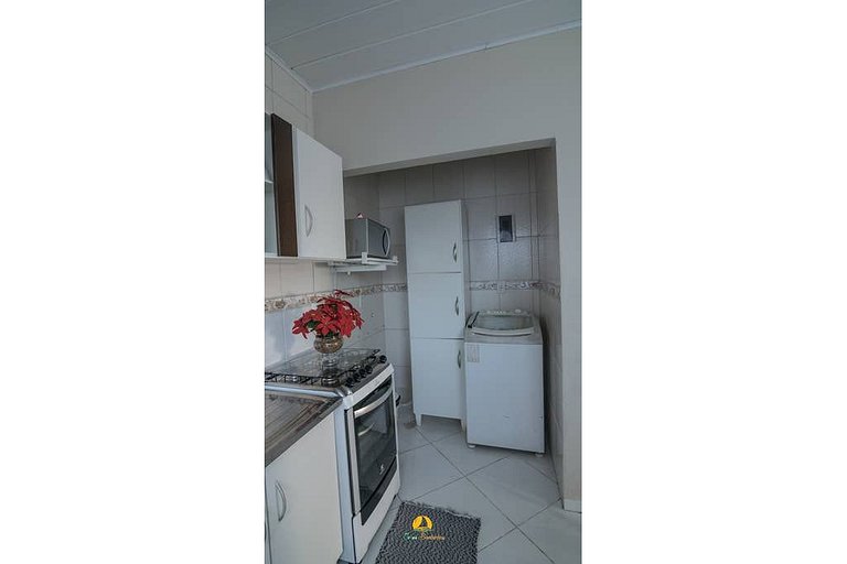Linda casa em Bombinhas á 200MTS do MAR - WIFI