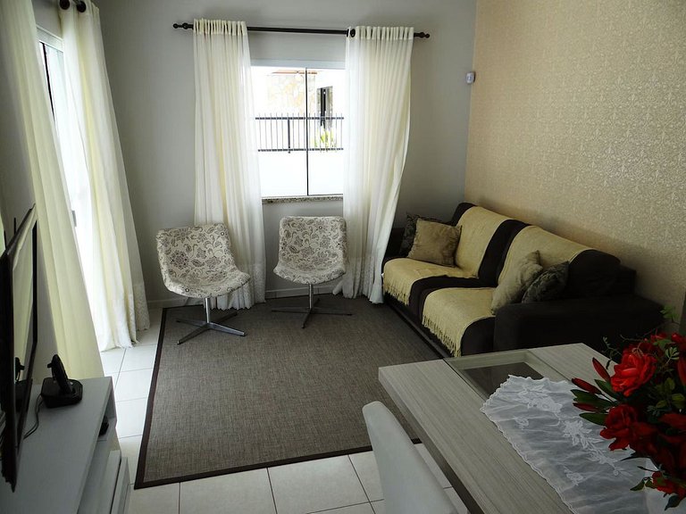 Linda Casa de 03 dormitórios, para até 8 pessoas