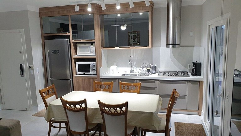 Excelente Apartamento Decorado Centro de Bombinhas
