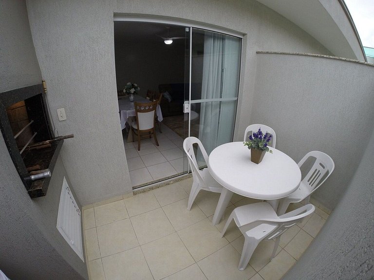 Lindo Apartamento Centro de Bombinhas Alto Padrão