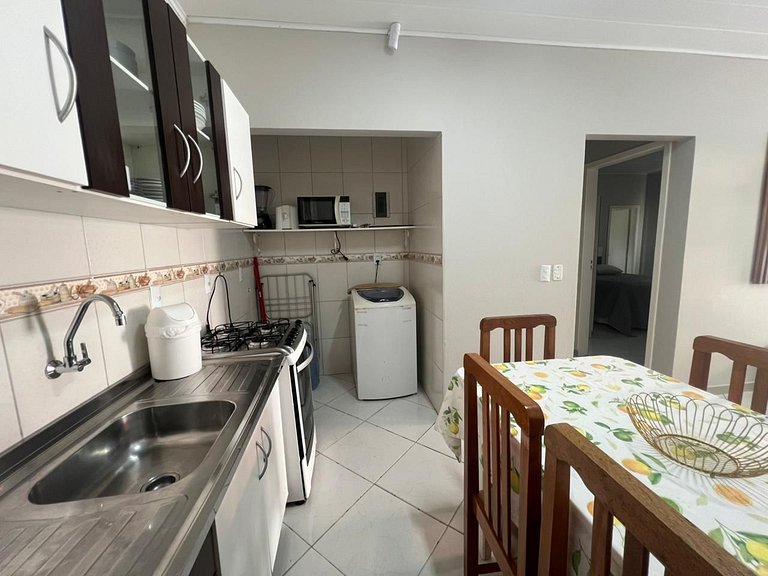 Linda casa em Bombinhas á 200MTS do MAR