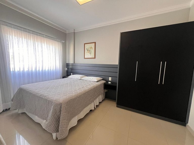 Baia dos Golfinhos 3 dormitórios 206