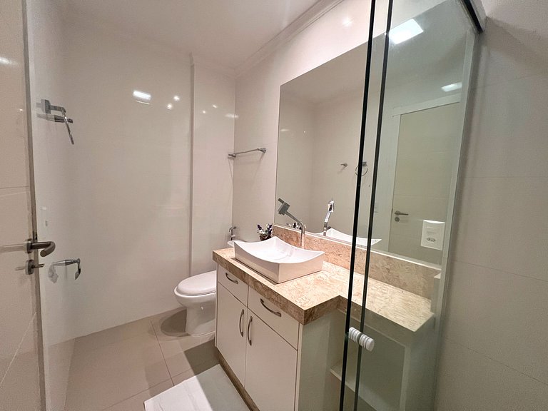 Baia dos Golfinhos 3 dormitórios 206