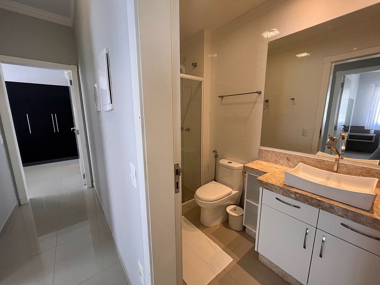 Baia dos Golfinhos 3 dormitórios 206