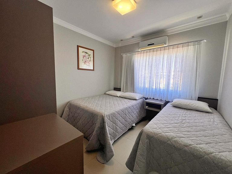 Baia dos Golfinhos 2 dormitórios 302 Frente