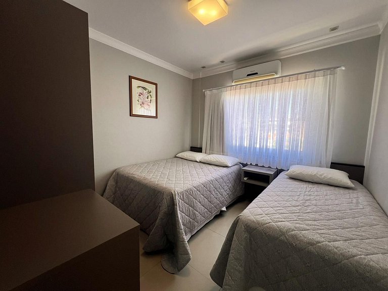 Baia dos Golfinhos 2 dormitórios 302 Frente