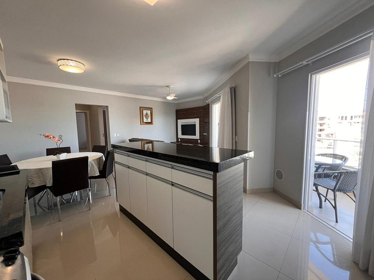 Baia dos Golfinhos 2 dormitórios 302 Frente