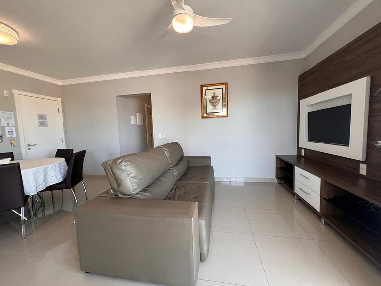 Baia dos Golfinhos 2 dormitórios 302 Frente