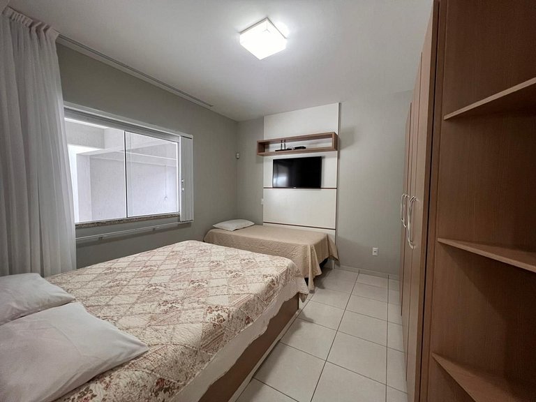 Linda Casa de 03 dormitórios, para até 8 pessoas