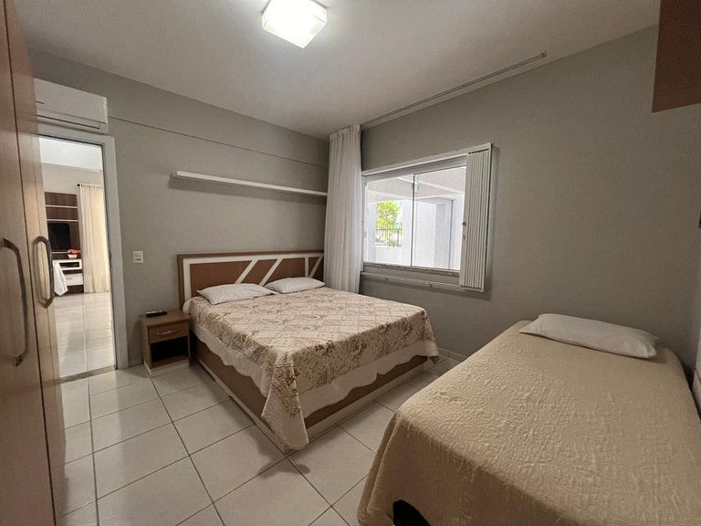 Linda Casa de 03 dormitórios, para até 8 pessoas