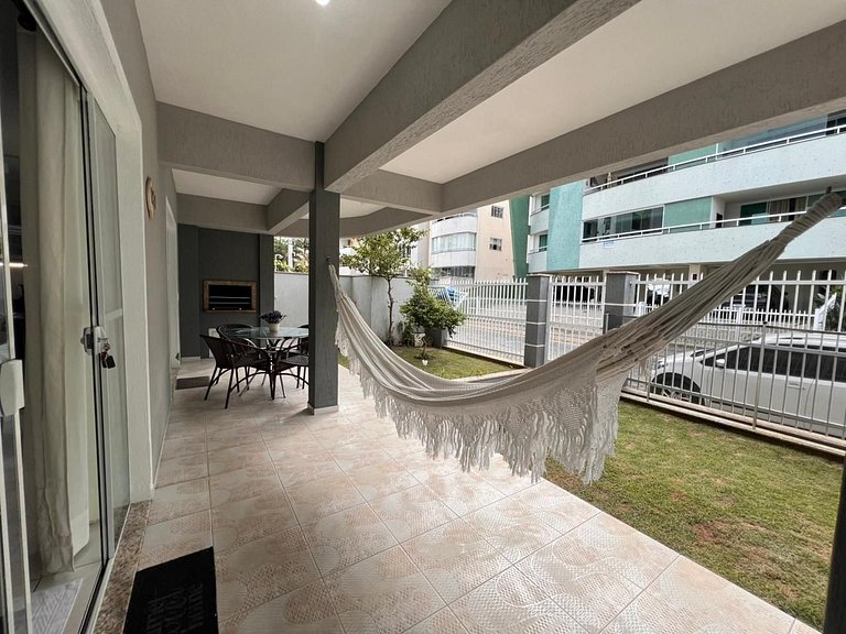 Linda Casa de 03 dormitórios, para até 8 pessoas