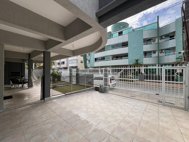 Linda Casa de 03 dormitórios, para até 8 pessoas