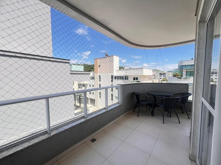 Baia dos Golfinhos 3 dormitórios 306