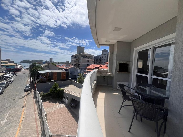 Baía dos Golfinhos 3 dormitórios 201 Frente