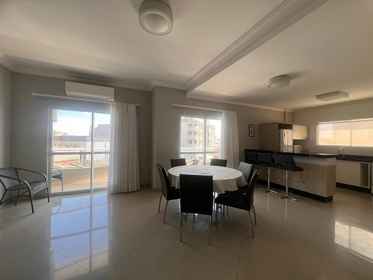 Baía dos Golfinhos 3 dormitórios 201 Frente