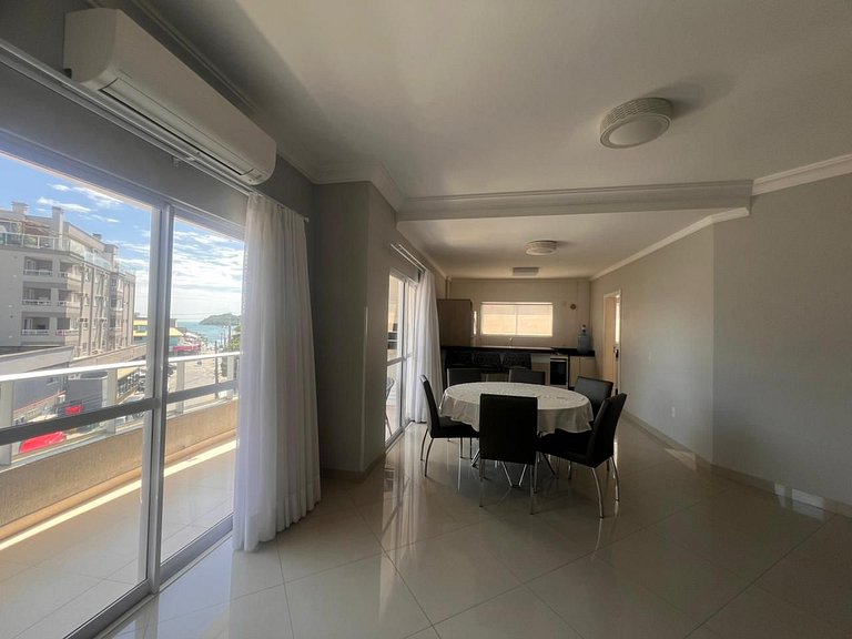 Baía dos Golfinhos 3 dormitórios 201 Frente