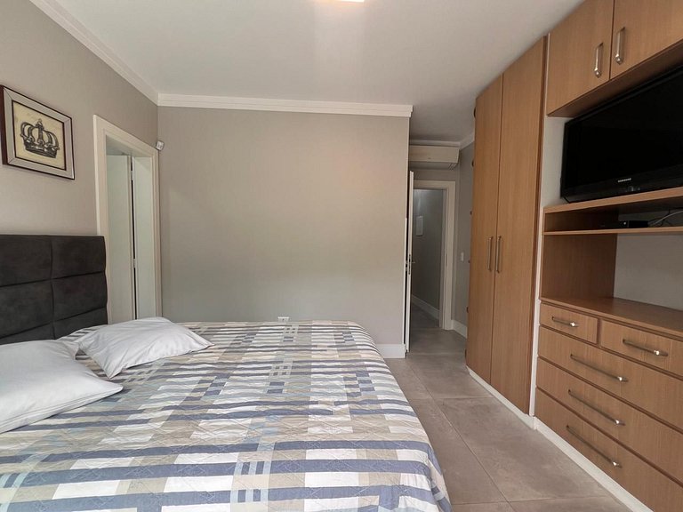 Lindo Apartamento Centro de Bombinhas Alto Padrão