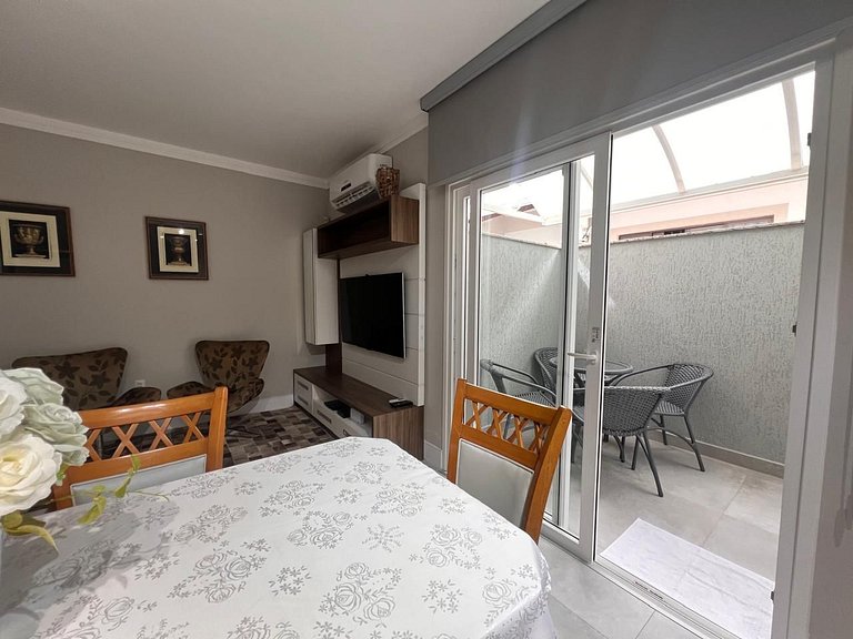 Lindo Apartamento Centro de Bombinhas Alto Padrão