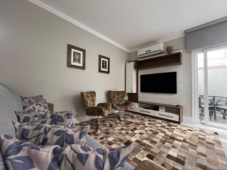 Lindo Apartamento Centro de Bombinhas Alto Padrão