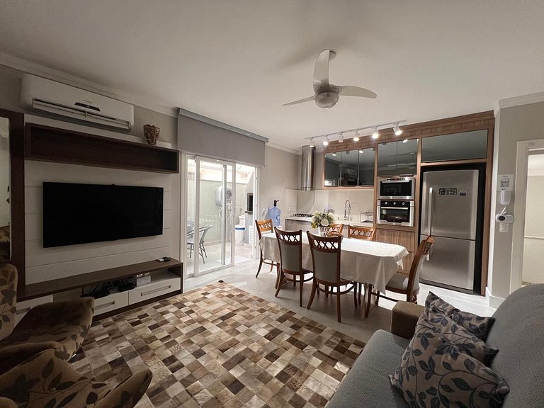 Lindo Apartamento Centro de Bombinhas Alto Padrão