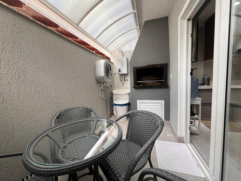 Lindo Apartamento Centro de Bombinhas Alto Padrão