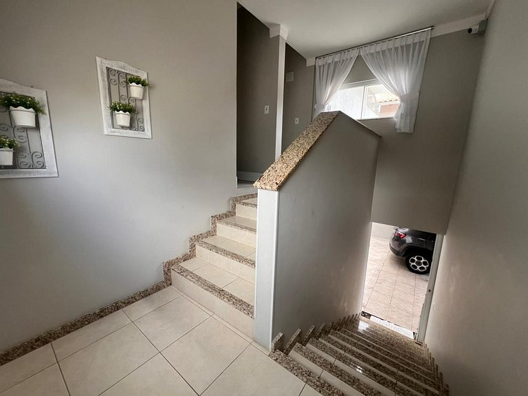 Lindo Apartamento Centro de Bombinhas Alto Padrão